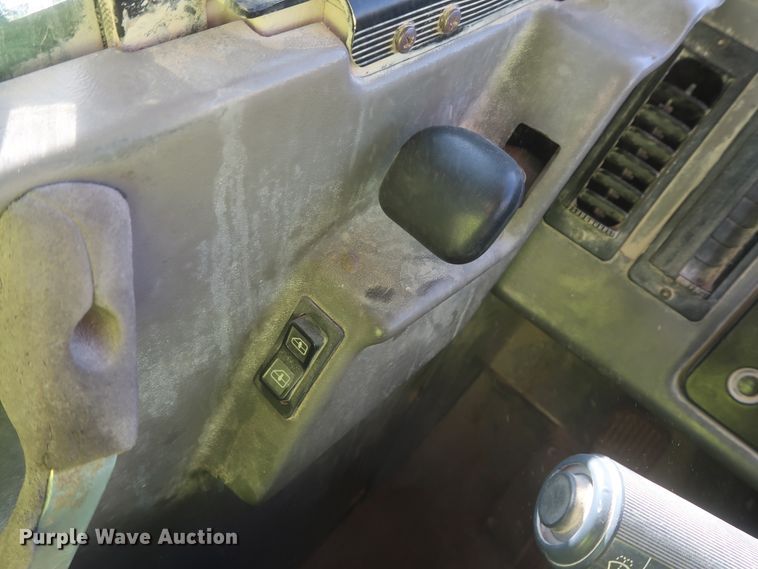 image for item DJ2278 2006 Caterpillar 773E  haul truck