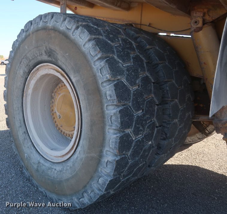 image for item DJ2278 2006 Caterpillar 773E  haul truck