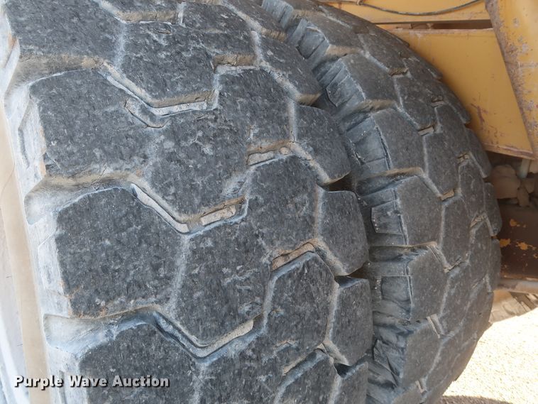 image for item DJ2278 2006 Caterpillar 773E  haul truck