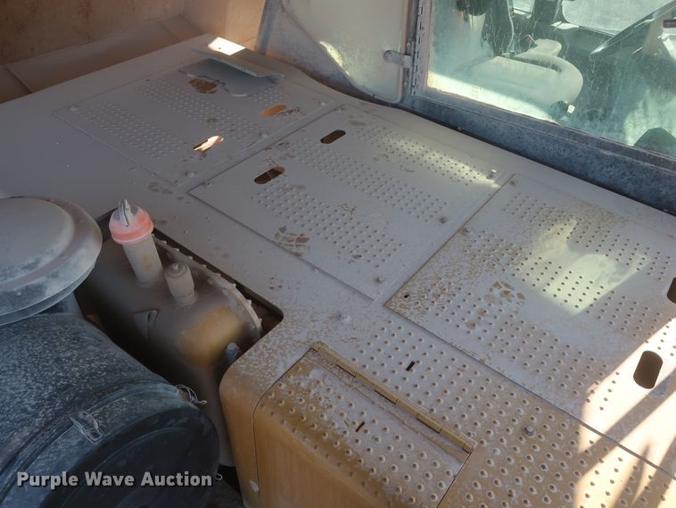 image for item DJ2279 2007 Caterpillar 775F  haul truck