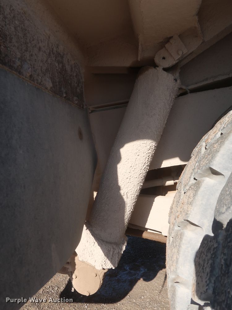 image for item DJ2279 2007 Caterpillar 775F  haul truck