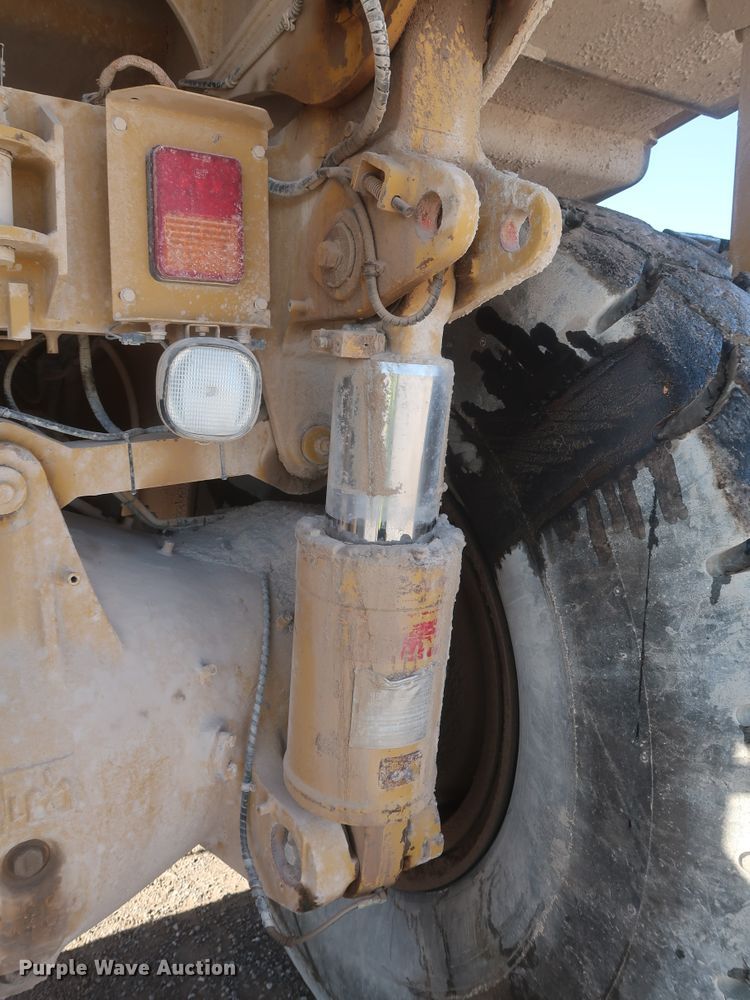 image for item DJ2279 2007 Caterpillar 775F  haul truck
