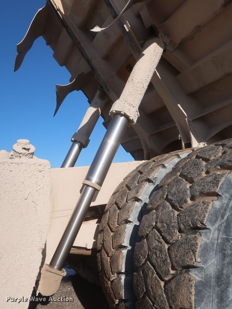 image for item DJ2279 2007 Caterpillar 775F  haul truck