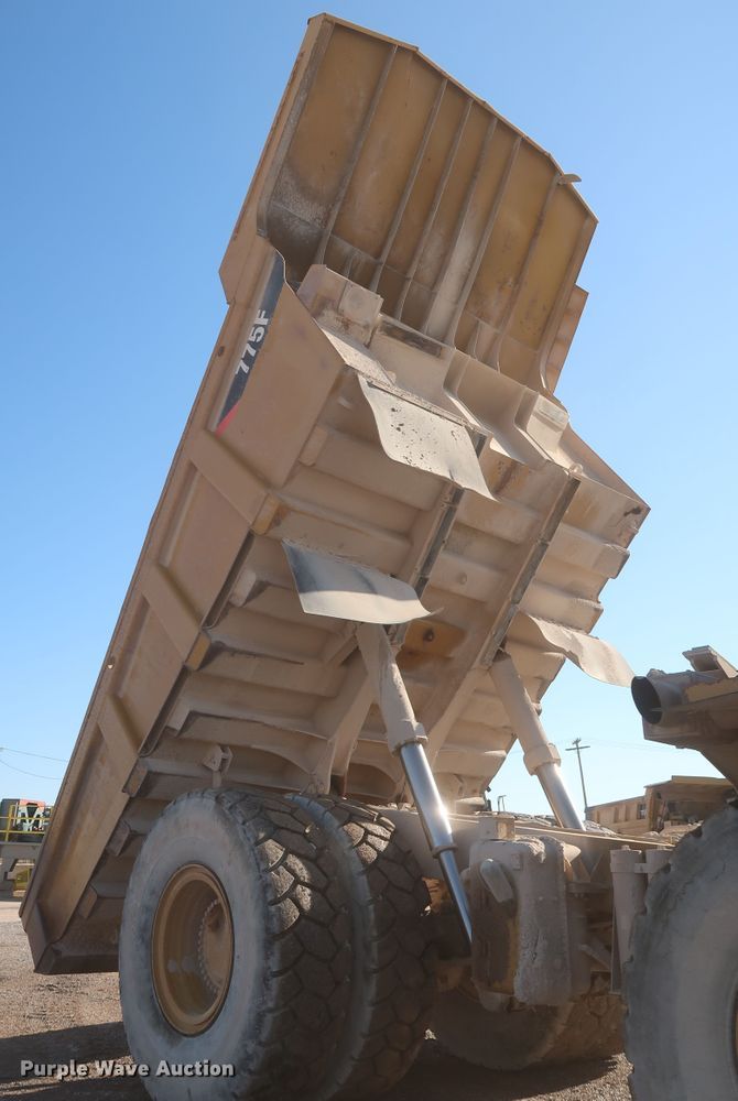 image for item DJ2279 2007 Caterpillar 775F  haul truck