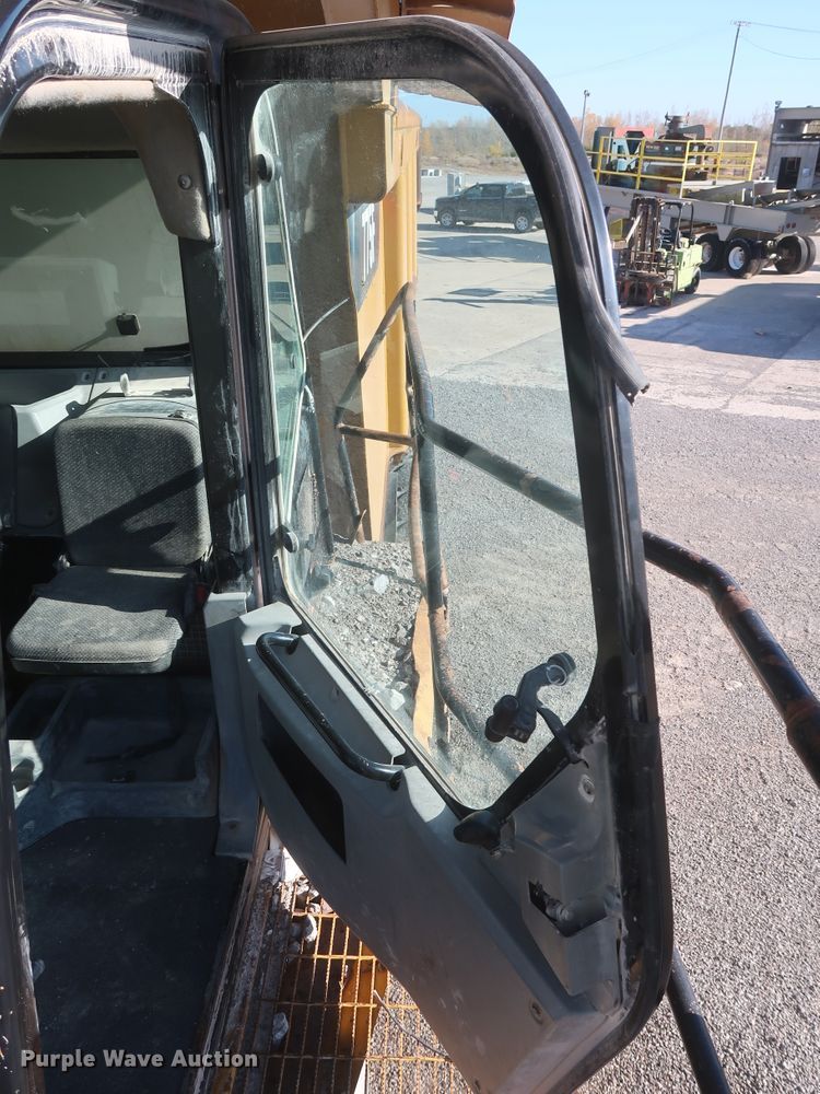 image for item DJ2279 2007 Caterpillar 775F  haul truck