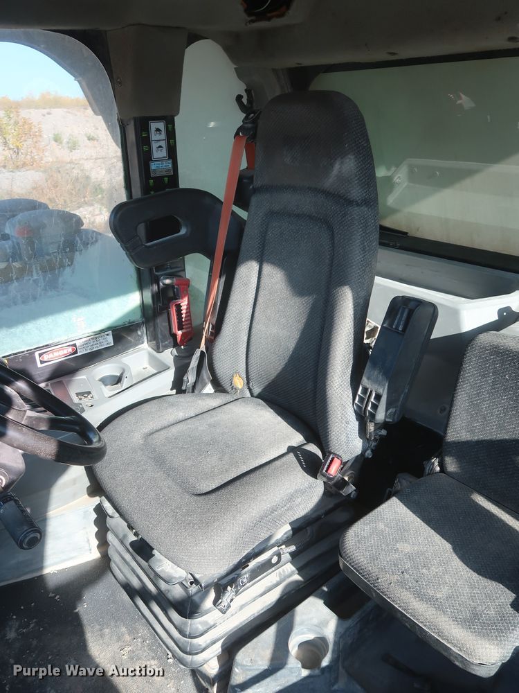 image for item DJ2279 2007 Caterpillar 775F  haul truck