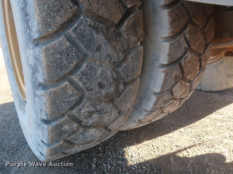 image for item DJ2279 2007 Caterpillar 775F  haul truck