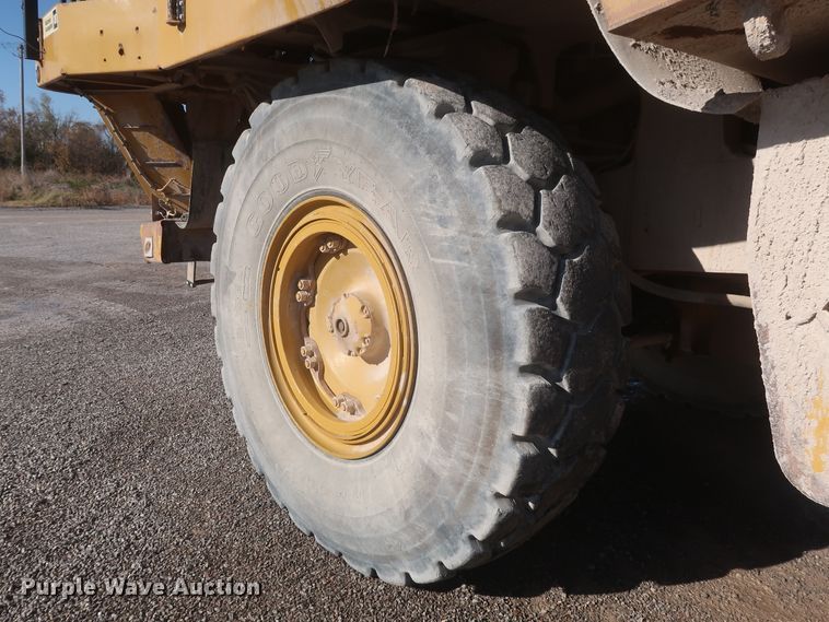 image for item DJ2279 2007 Caterpillar 775F  haul truck