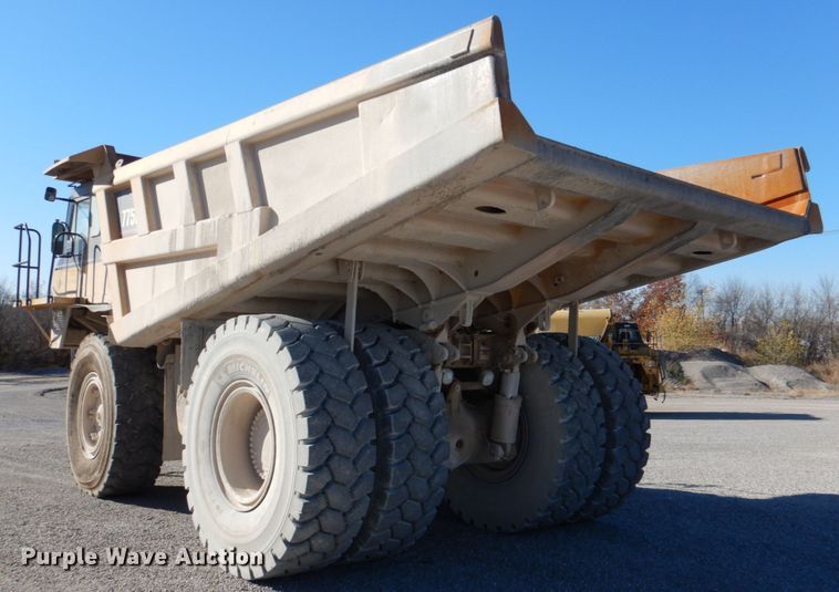 image for item DJ2280 2005 Caterpillar 775E  haul truck