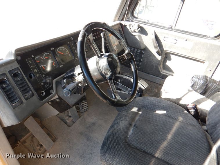 image for item DJ2280 2005 Caterpillar 775E  haul truck