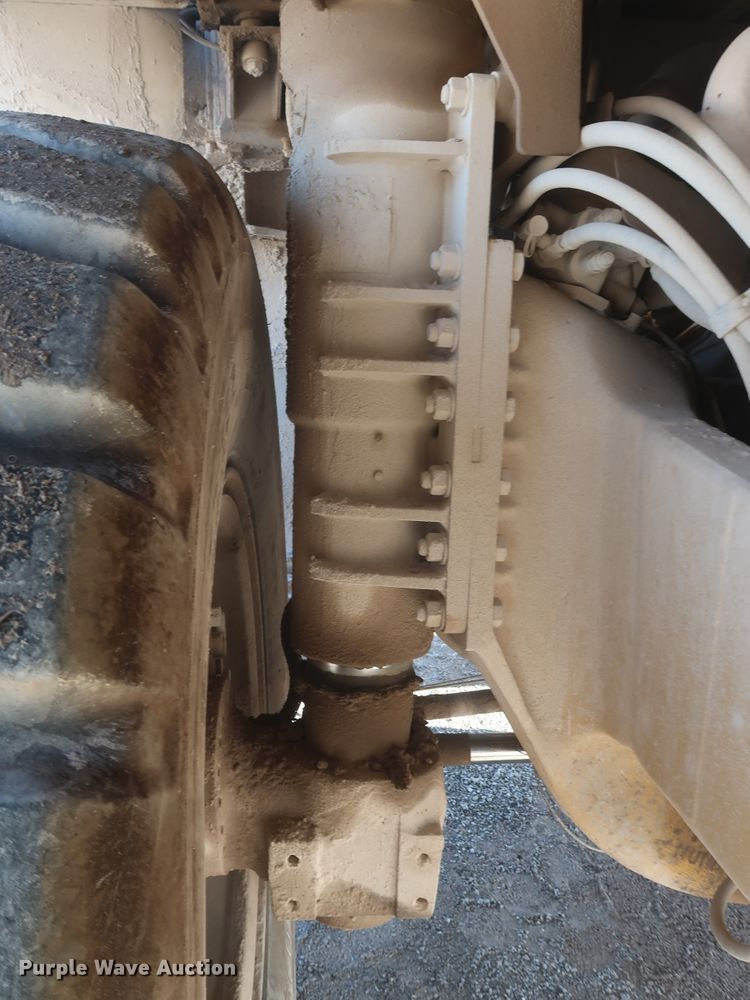 image for item DJ2281 2006 Caterpillar 773E  haul truck