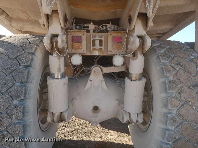 image for item DJ2281 2006 Caterpillar 773E  haul truck