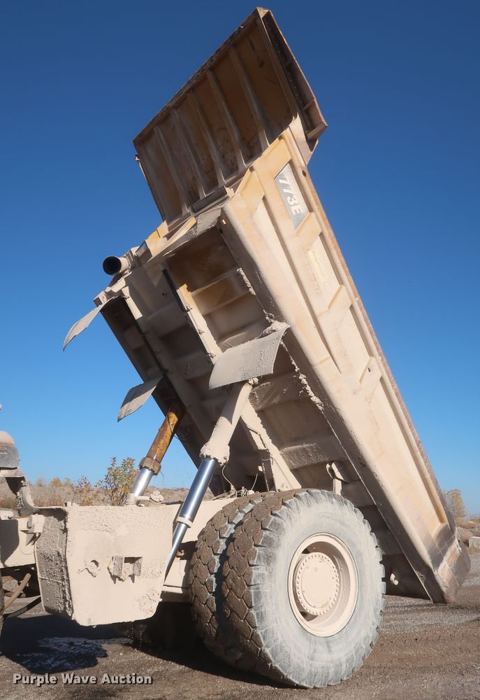 image for item DJ2281 2006 Caterpillar 773E  haul truck