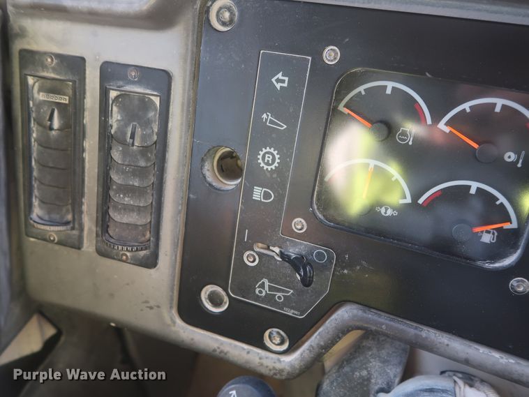 image for item DJ2281 2006 Caterpillar 773E  haul truck