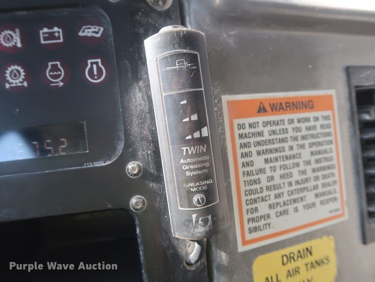 image for item DJ2281 2006 Caterpillar 773E  haul truck