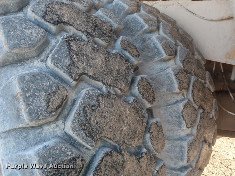 image for item DJ2281 2006 Caterpillar 773E  haul truck