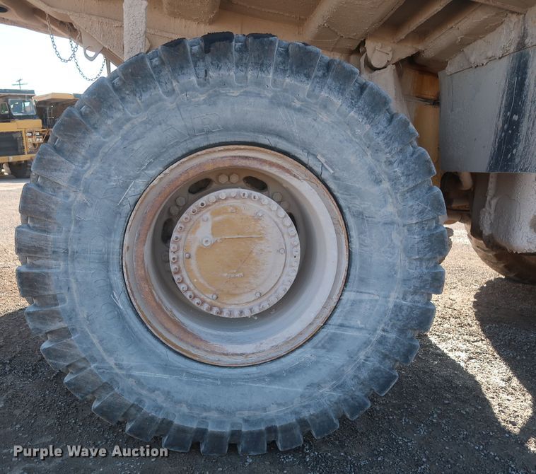 image for item DJ2281 2006 Caterpillar 773E  haul truck