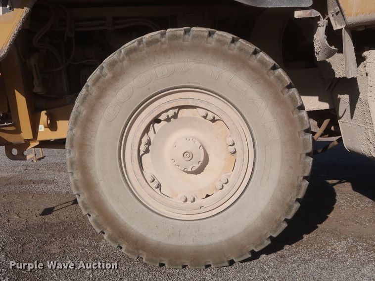 image for item DJ2281 2006 Caterpillar 773E  haul truck