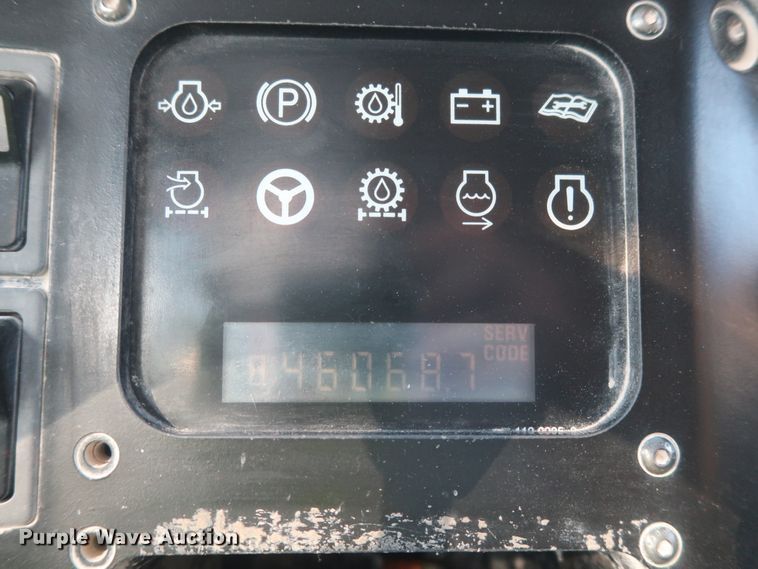 image for item DJ2282 1999 Caterpillar 773D  water wagon