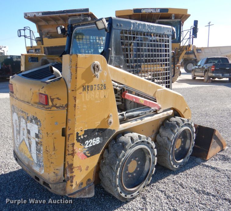 image for item DJ2283 2015 Caterpillar 226B3  skid steer loader