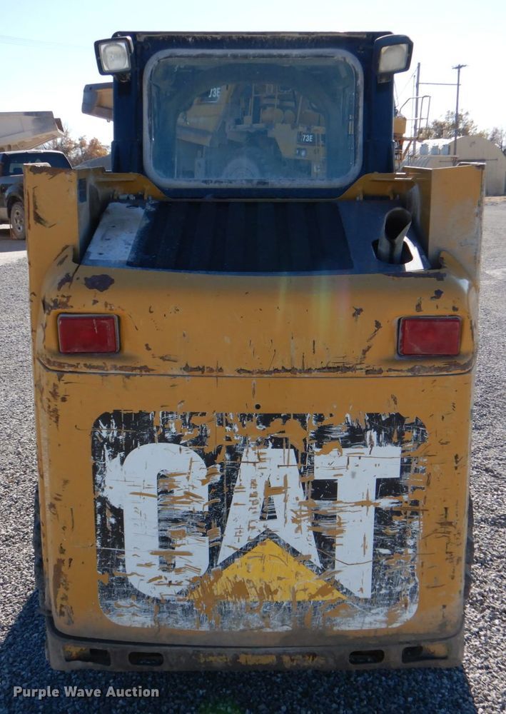 image for item DJ2283 2015 Caterpillar 226B3  skid steer loader