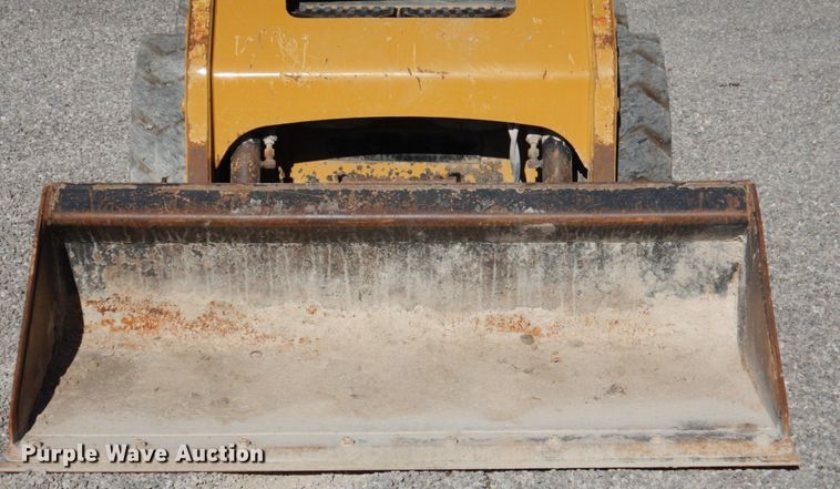 image for item DJ2283 2015 Caterpillar 226B3  skid steer loader