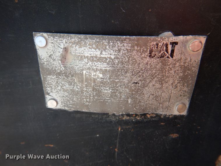 image for item DJ2283 2015 Caterpillar 226B3  skid steer loader