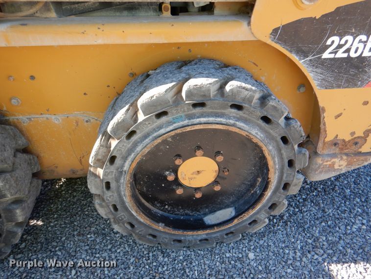 image for item DJ2283 2015 Caterpillar 226B3  skid steer loader