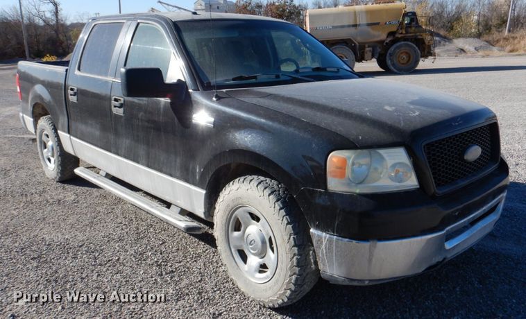 image for item DJ2284 2006 Ford F150 XLT  SuperCrew pickup truck