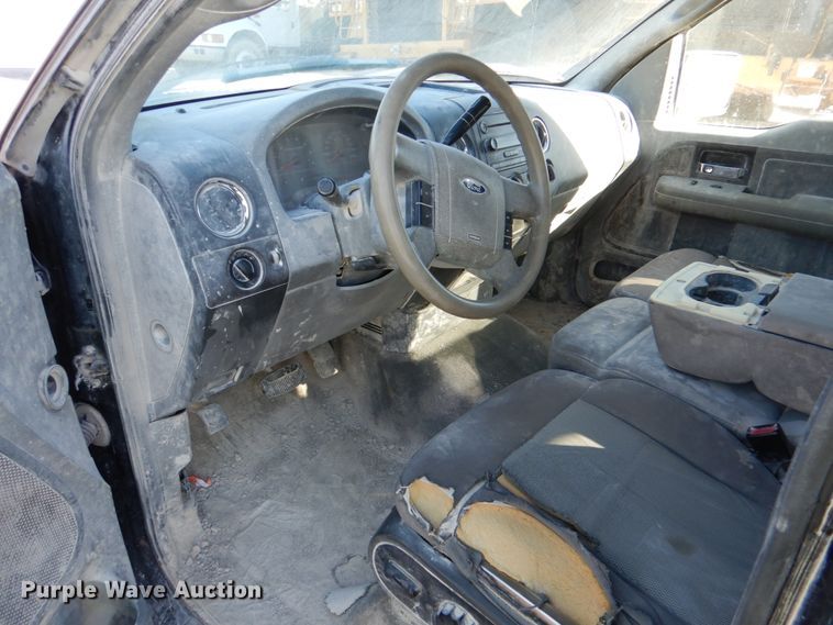 image for item DJ2284 2006 Ford F150 XLT  SuperCrew pickup truck