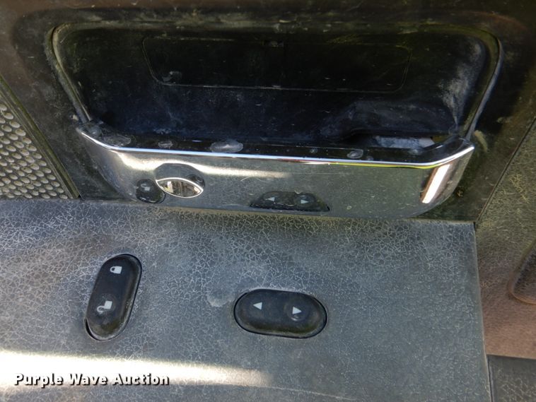 image for item DJ2284 2006 Ford F150 XLT  SuperCrew pickup truck