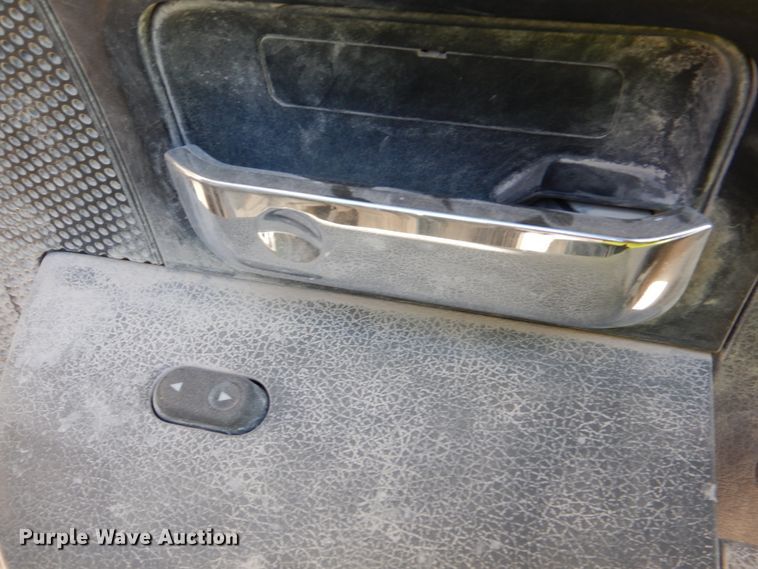 image for item DJ2284 2006 Ford F150 XLT  SuperCrew pickup truck