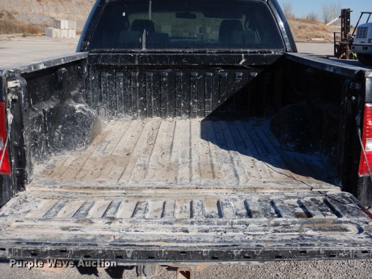 image for item DJ2284 2006 Ford F150 XLT  SuperCrew pickup truck