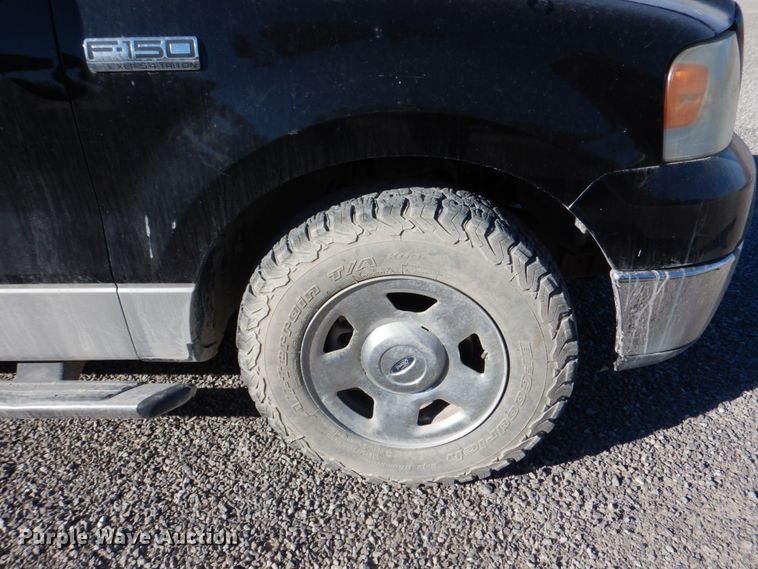 image for item DJ2284 2006 Ford F150 XLT  SuperCrew pickup truck