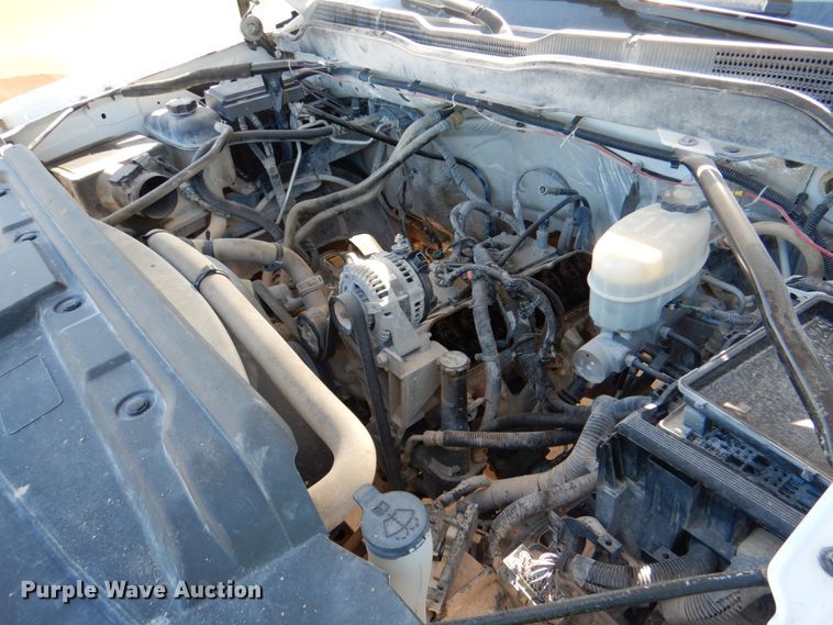 image for item DJ2288 2015 Chevrolet Silverado 2500HD  Crew Cab pickup truck