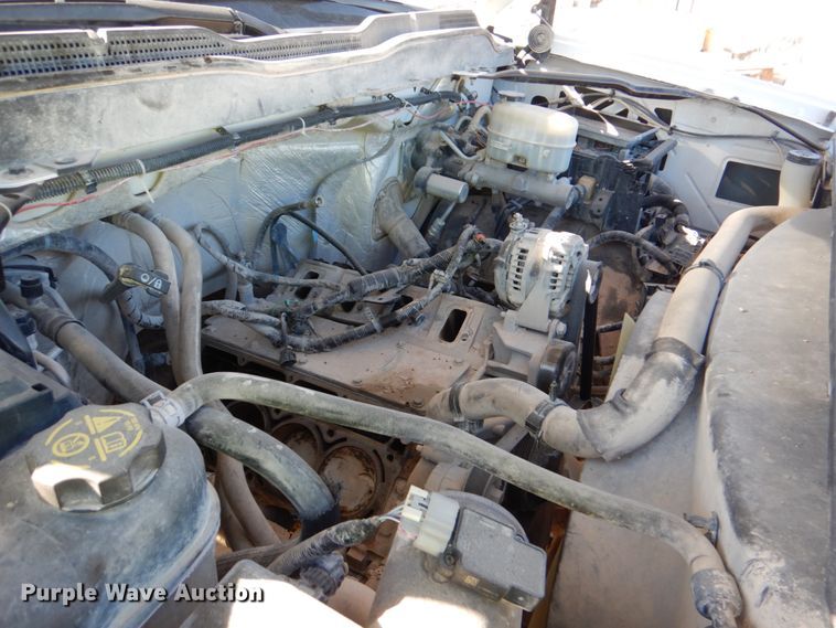 image for item DJ2288 2015 Chevrolet Silverado 2500HD  Crew Cab pickup truck