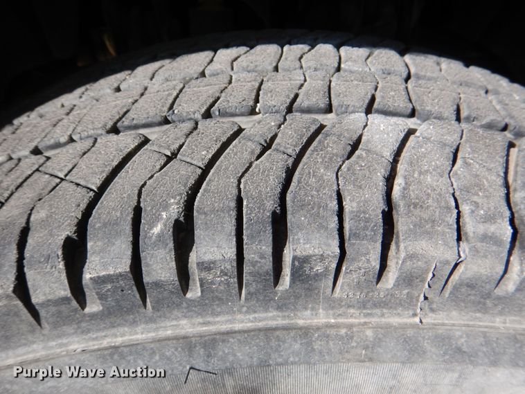 image for item DJ2288 2015 Chevrolet Silverado 2500HD  Crew Cab pickup truck