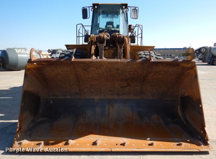 image for item DJ2290 1999 Caterpillar 980G  wheel loader