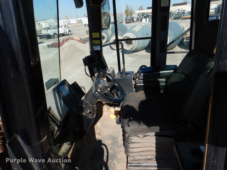 image for item DJ2290 1999 Caterpillar 980G  wheel loader