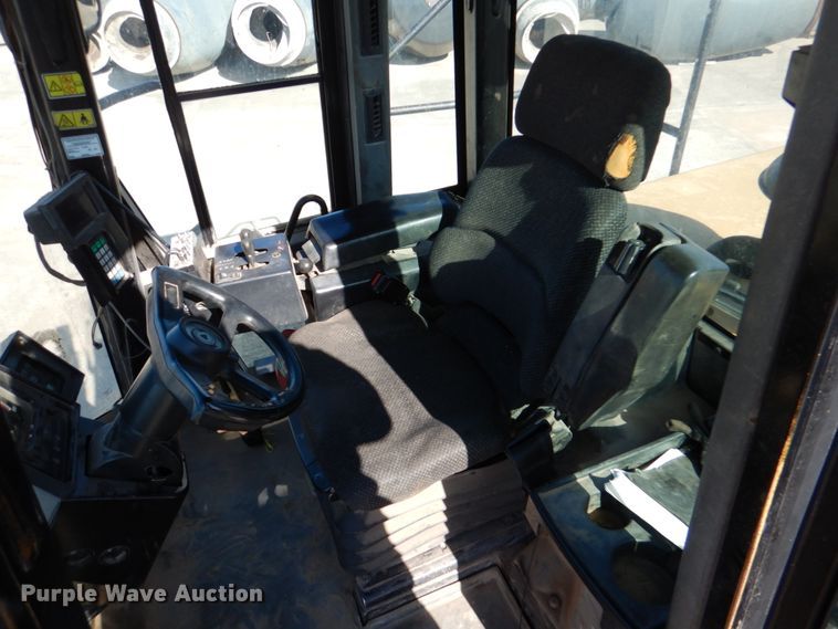 image for item DJ2290 1999 Caterpillar 980G  wheel loader