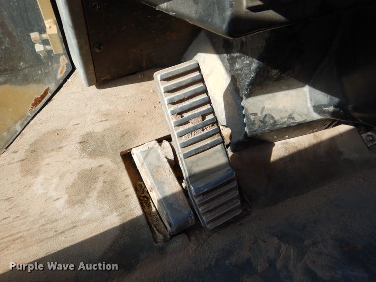 image for item DJ2290 1999 Caterpillar 980G  wheel loader