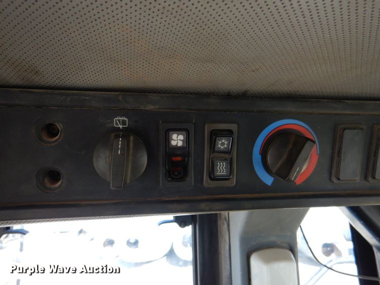 image for item DJ2290 1999 Caterpillar 980G  wheel loader