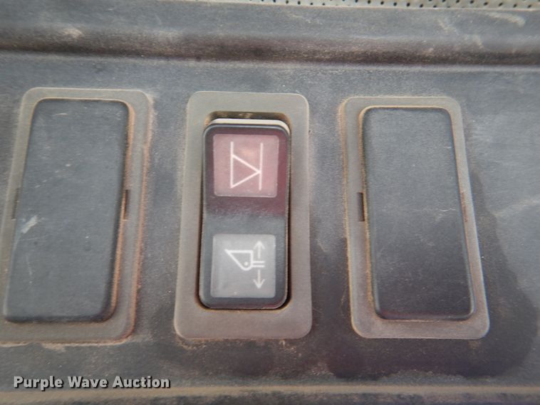 image for item DJ2290 1999 Caterpillar 980G  wheel loader