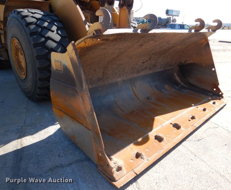 image for item DJ2290 1999 Caterpillar 980G  wheel loader