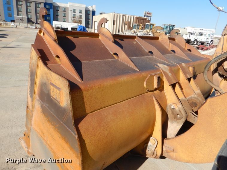 image for item DJ2290 1999 Caterpillar 980G  wheel loader