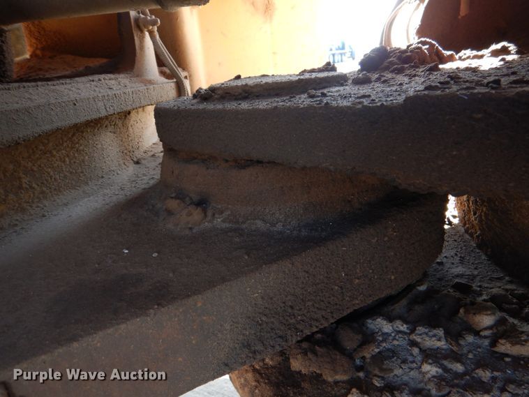 image for item DJ2290 1999 Caterpillar 980G  wheel loader