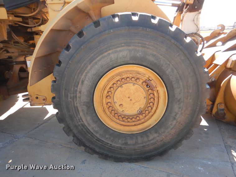 image for item DJ2290 1999 Caterpillar 980G  wheel loader