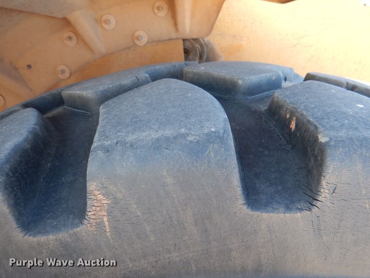 image for item DJ2290 1999 Caterpillar 980G  wheel loader