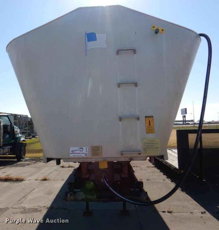 image for item DJ2293 1995 Vantage SV-96 end dump trailer