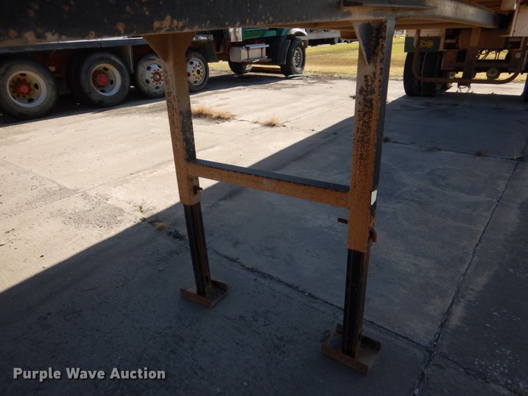 image for item DJ2293 1995 Vantage SV-96 end dump trailer